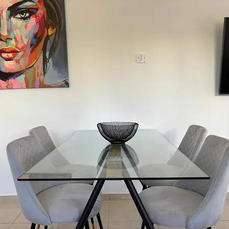 Appartement Faros Seabreeze 1b, Pool, Seaside,