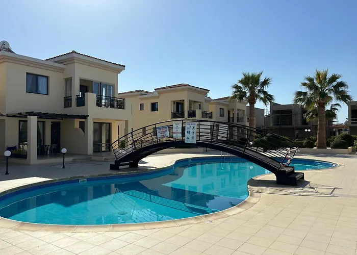 Faros Seabreeze 1b, Pool, Seaside,