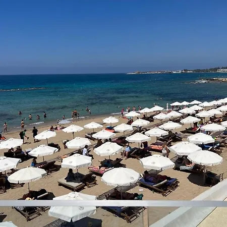 Apartment Faros Seabreeze 1b, Pool, Seaside,