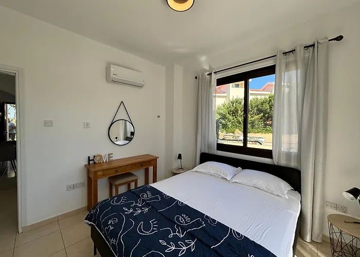 Faros Seabreeze 1b, Pool, Seaside, Apartmán Paphos