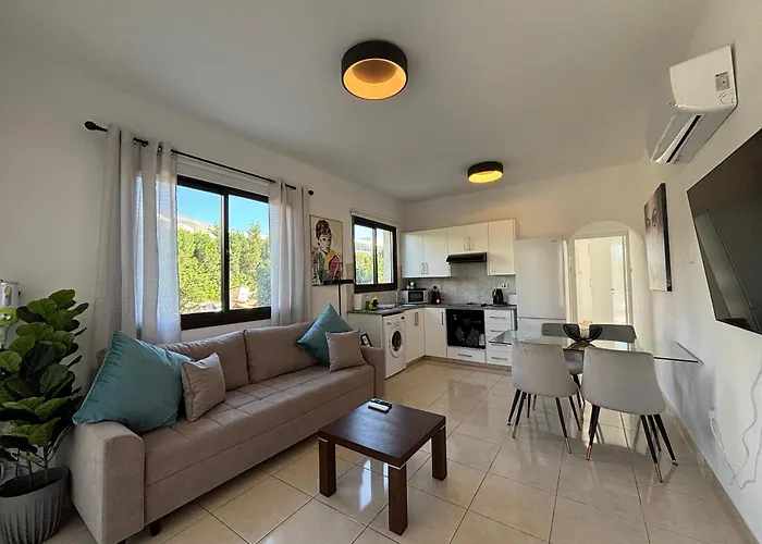 Faros Seabreeze 1b, Pool, Seaside, Apartmán Paphos